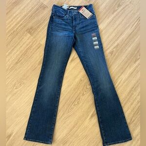 Levis bootcut jeans size 25 mid rise medium wash